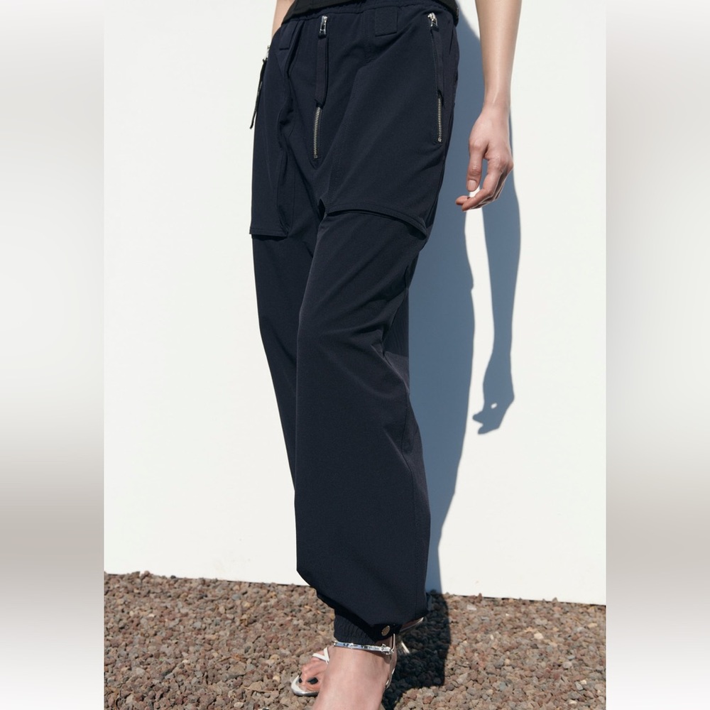ZARA CARGO PANTS WITH ZIPPER NAVY BLUE - Picture 2 of 9